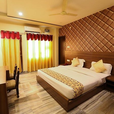 Hotel Vishwanath Bénarès Extérieur photo