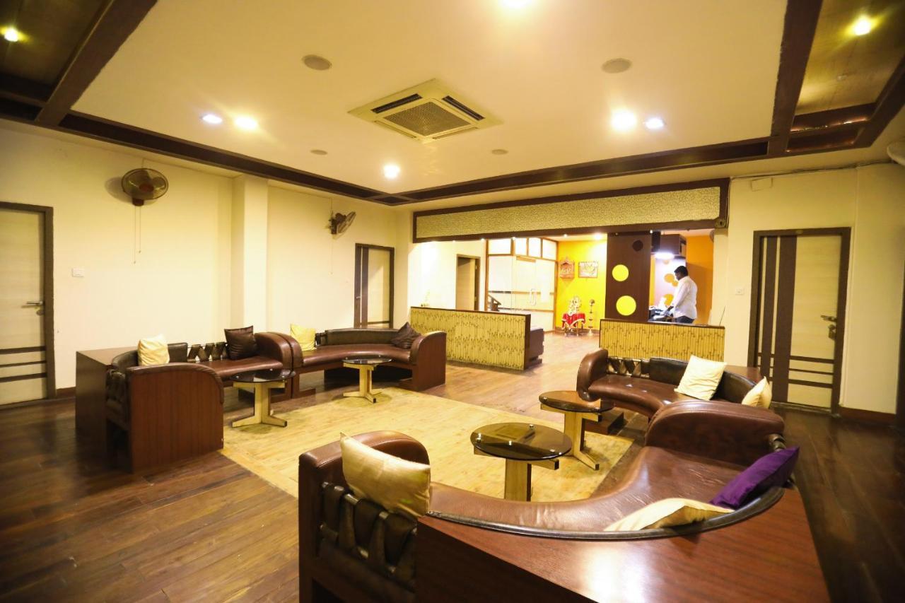Hotel Vishwanath Bénarès Extérieur photo
